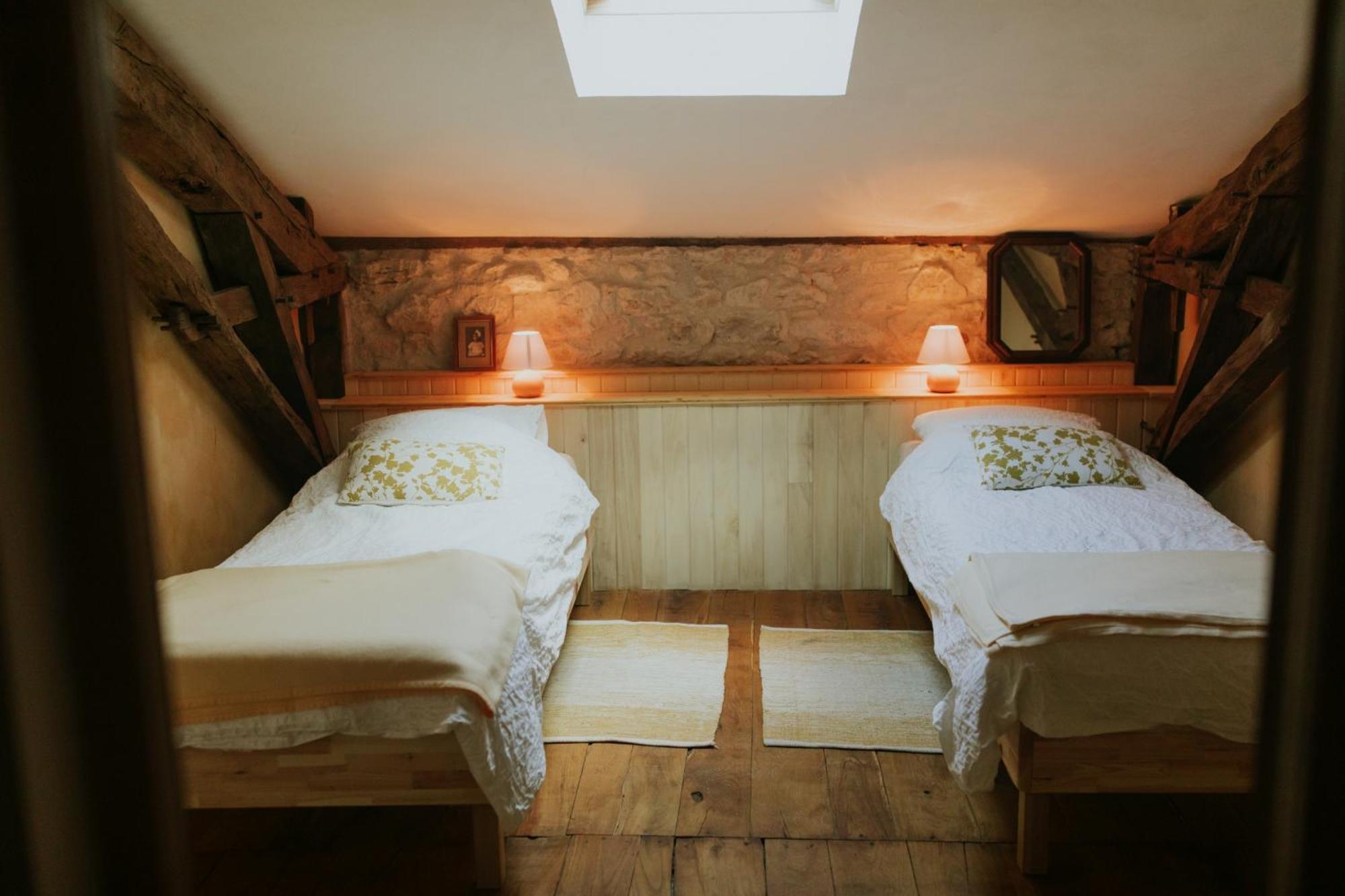 Chateau Barayre - Beautiful 12Th Century Castle With Pool And Large Garden Laussou Esterno foto